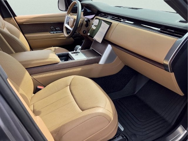 2026 Land Rover Range Rover SE