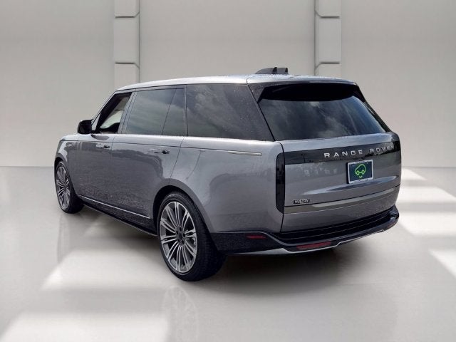 2026 Land Rover Range Rover SE