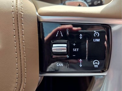 2026 Land Rover Range Rover SE