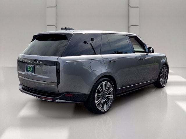 2026 Land Rover Range Rover SE