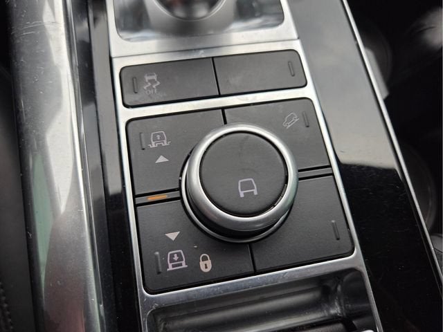 2022 Land Rover Range Rover Sport HSE Silver Edition