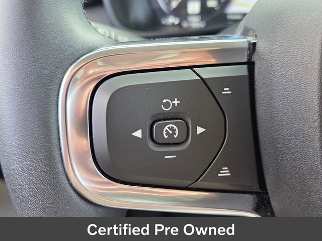 2022 Volvo XC40 Inscription
