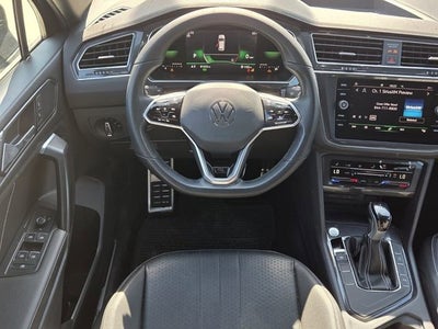 2023 Volkswagen Tiguan SE R-Line Black