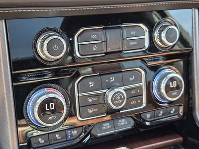 2023 GMC Yukon Denali Ultimate