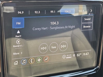 2022 Chevrolet Traverse LT Cloth