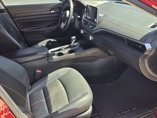 2020 Nissan Altima 2.0 SR