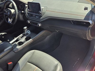 2020 Nissan Altima 2.0 SR