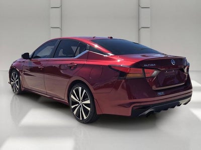 2020 Nissan Altima 2.0 SR