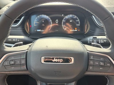 2026 Jeep Grand Cherokee Laredo