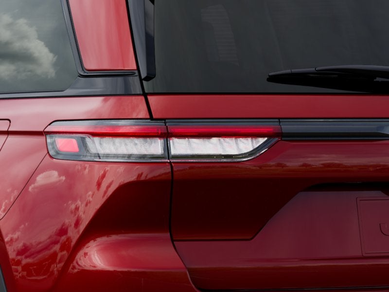 2027 Jeep Grand Cherokee Laredo X