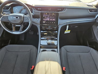 2025 Jeep Grand Cherokee Laredo X