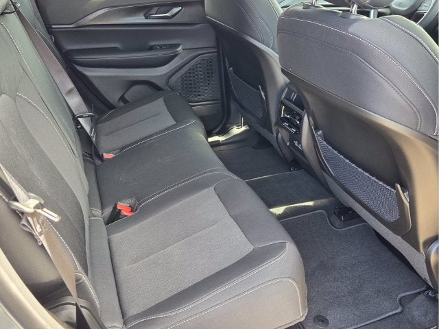 2027 Jeep Grand Cherokee Laredo