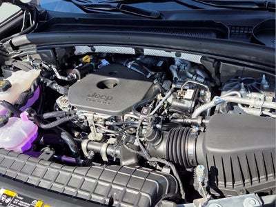 2027 Jeep Grand Cherokee Laredo Altitude