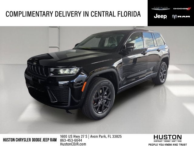 2027 Jeep Grand Cherokee Laredo Altitude