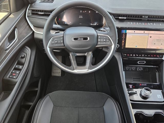 2026 Jeep Grand Cherokee Altitude