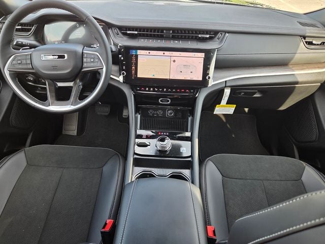 2026 Jeep Grand Cherokee Altitude
