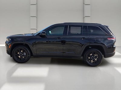 2026 Jeep Grand Cherokee Altitude