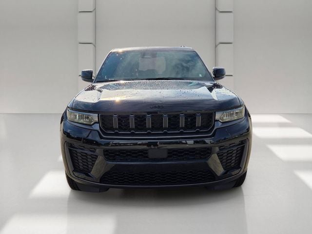 2026 Jeep Grand Cherokee Altitude