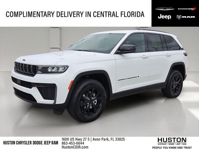 2026 Jeep Grand Cherokee Laredo Altitude
