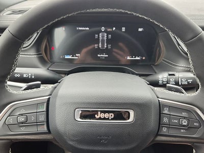2026 Jeep Grand Cherokee Laredo Altitude