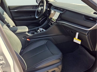 2027 Jeep Grand Cherokee Limited Reserve