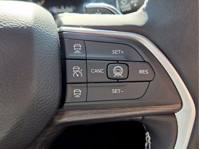 2027 Jeep Grand Cherokee Limited Reserve