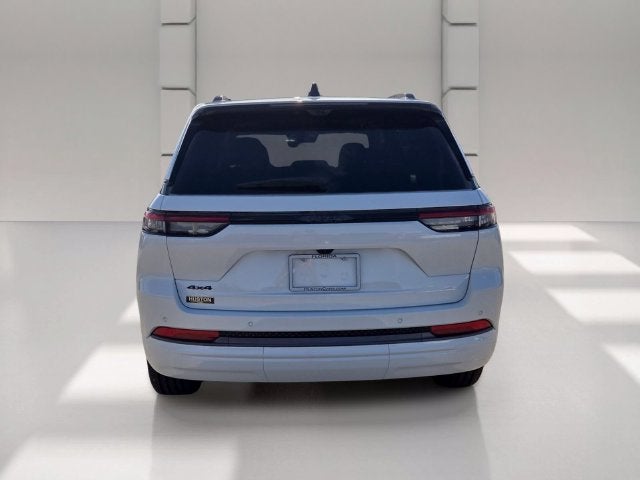 2027 Jeep Grand Cherokee Limited Reserve