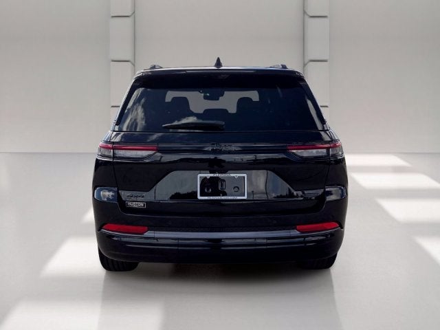 2027 Jeep Grand Cherokee Summit