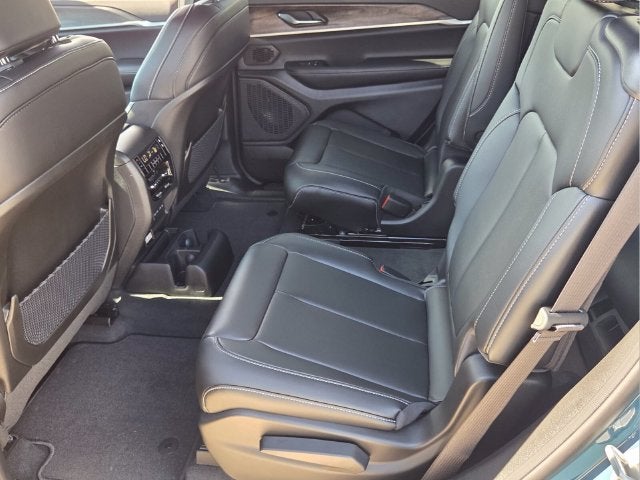 2027 Jeep Grand Cherokee L Limited