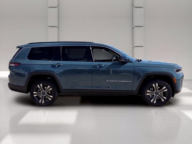 2027 Jeep Grand Cherokee L Limited