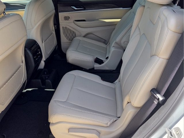 2027 Jeep Grand Cherokee L Limited