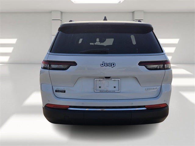 2026 Jeep Grand Cherokee L Laredo