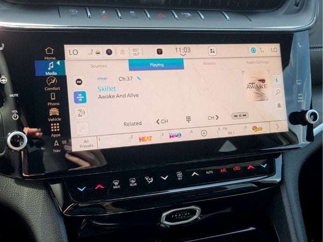 2027 Jeep Grand Cherokee L Laredo Altitude