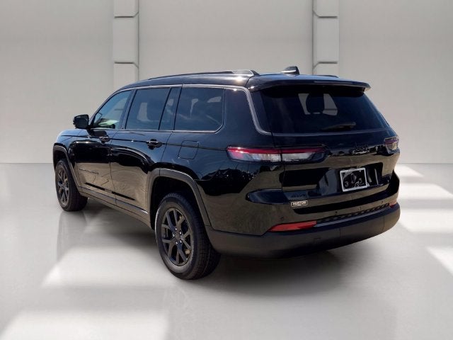 2027 Jeep Grand Cherokee L Laredo Altitude