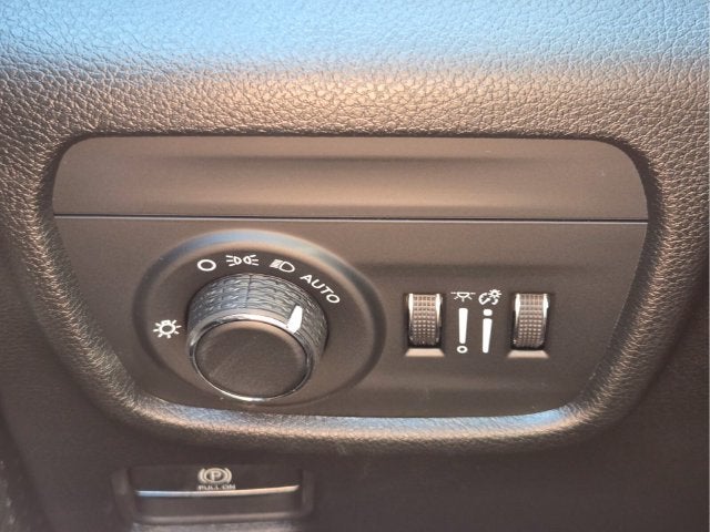 2027 Jeep Grand Cherokee L Laredo Altitude