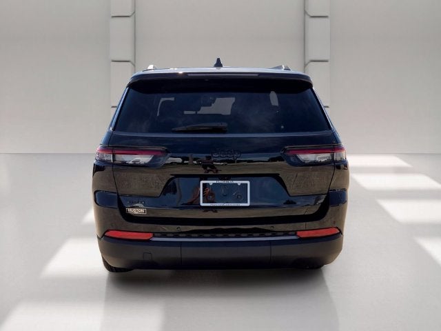 2027 Jeep Grand Cherokee L Laredo Altitude