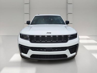 2026 Jeep Grand Cherokee L Laredo Altitude