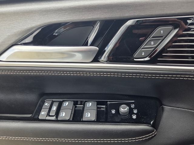 2026 Jeep Grand Wagoneer L Base