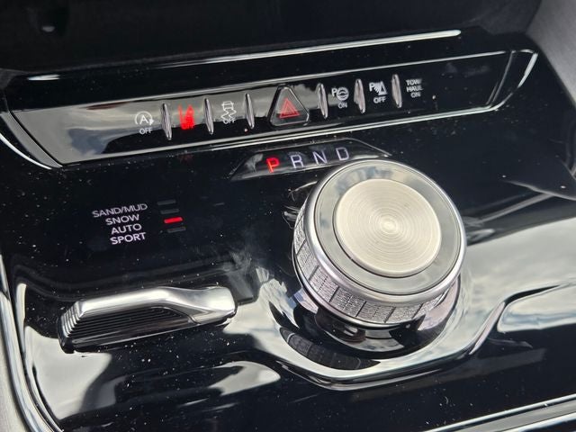 2026 Jeep Grand Wagoneer Base