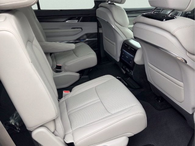2027 Jeep Grand Wagoneer Summit Obsidian