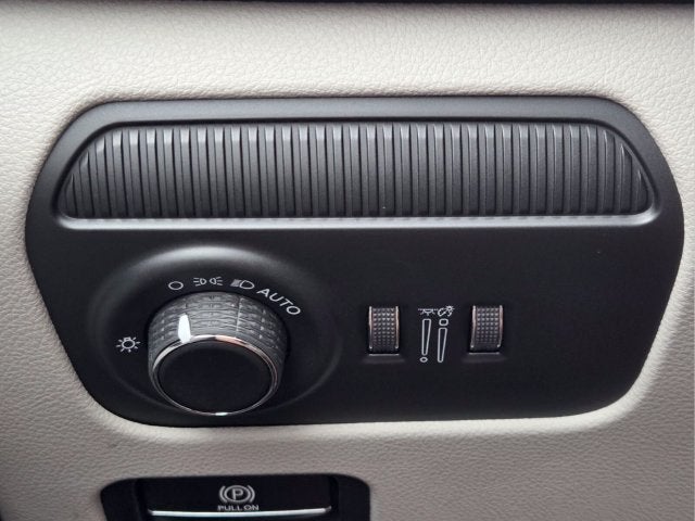 2027 Jeep Grand Wagoneer Summit Obsidian
