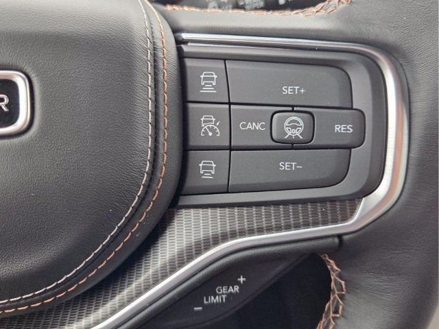 2027 Jeep Grand Wagoneer Summit Obsidian