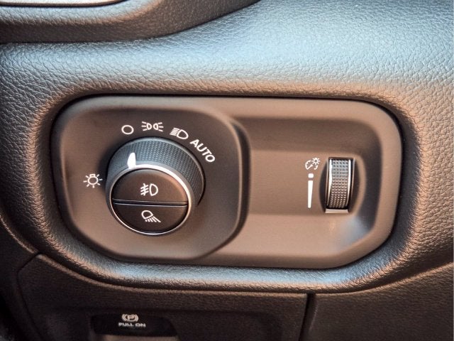 2027 RAM 1500 Express