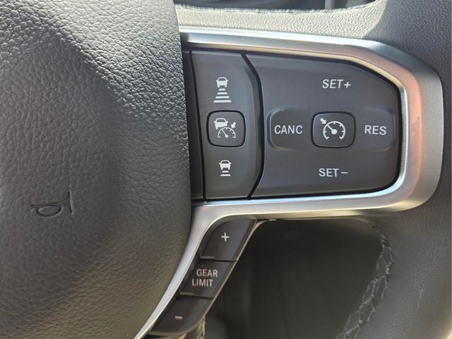2027 RAM 1500 Big Horn/Lone Star