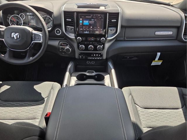 2027 RAM 1500 Big Horn/Lone Star