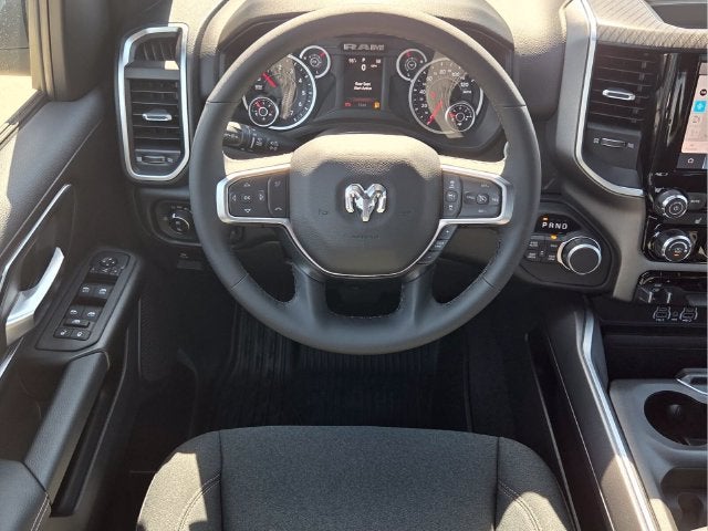 2027 RAM 1500 Big Horn/Lone Star