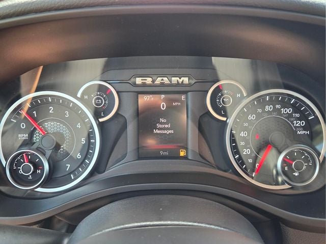 2027 RAM 1500 Big Horn/Lone Star