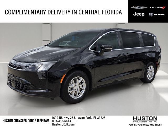 2027 Chrysler Pacifica Select