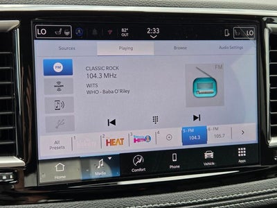 2027 Chrysler Pacifica Select