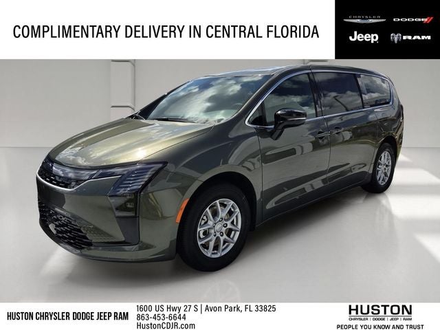 2027 Chrysler Pacifica Select